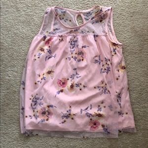 A cute floral shirt!